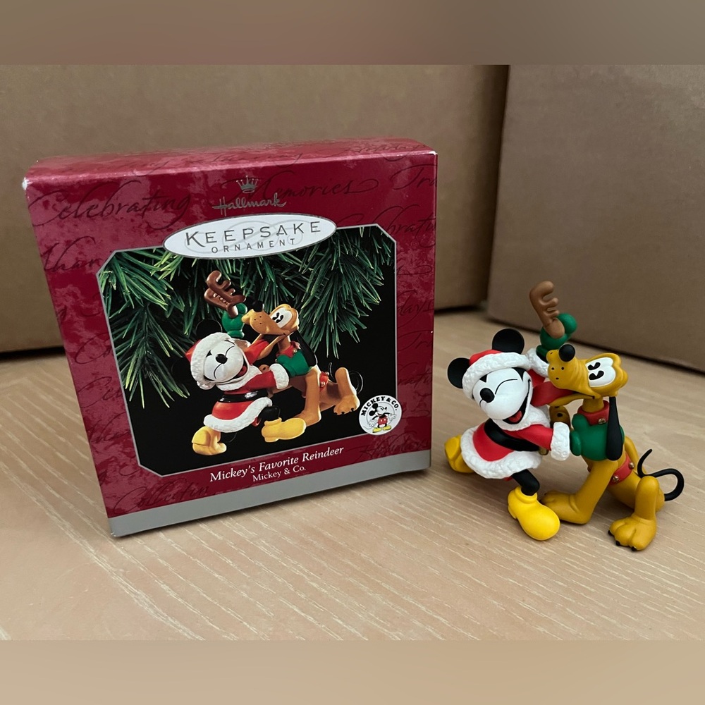 Hallmark Keepsake Ornament - Disney - Mickey’s Favorite Reindeer - 1998